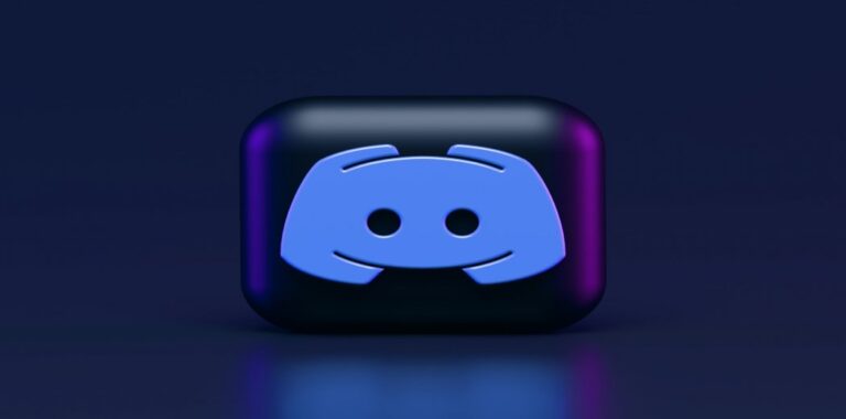 Crafting Intelligent Discord Bots: A Machine Learning Expert&lsquo;s Guide to Python Development
