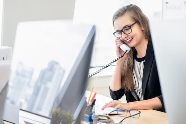 4 Proven Sales Techniques for Selling to SMB Customers in 2024