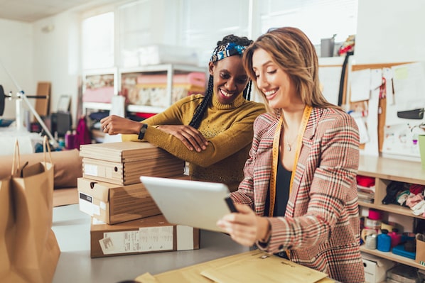 Sole Proprietorship vs LLC: Tax Differences and How to Choose