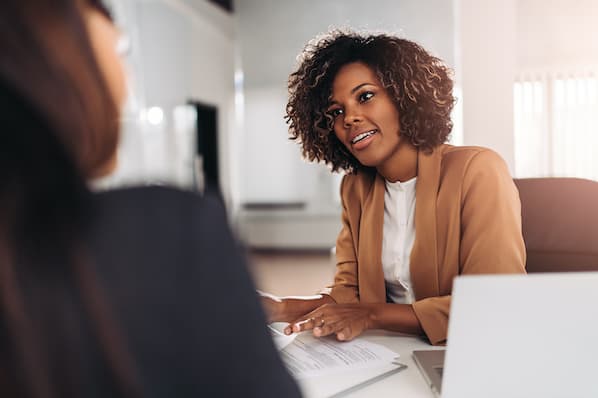 SPIN Selling: The Ultimate Guide for 2024 and Beyond