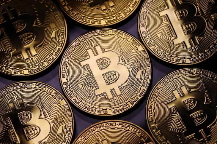 Cryptocurrency Price Prediction: A Comprehensive Journey Through ARIMA Modeling