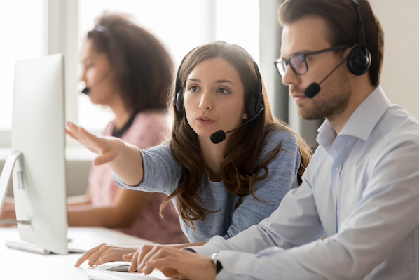 7 Essential Call Center Metrics to Optimize Your Customer Service in 2024