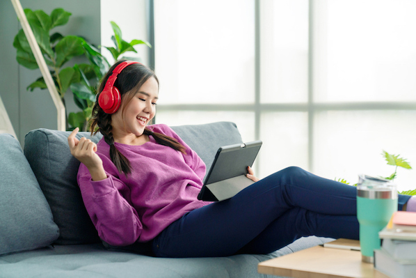 4 Proven Video Strategies to Skyrocket Your Customer Experience in 2024