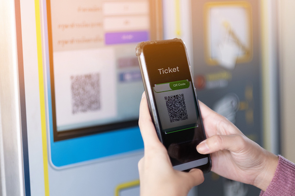7 Innovative Ways Companies are Using QR Codes to Revolutionize Customer Service in 2024