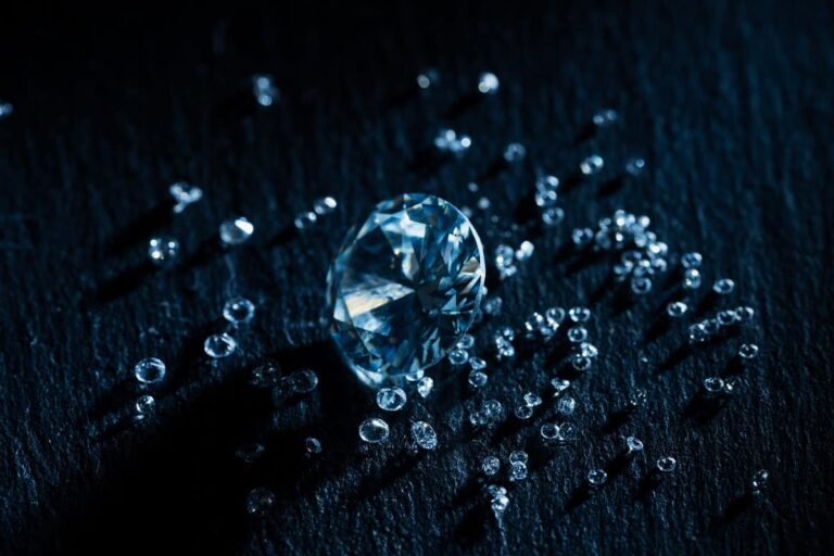 How Much is 1/10 Carat Diamond Worth? An Expert Collector&lsquo;s Guide