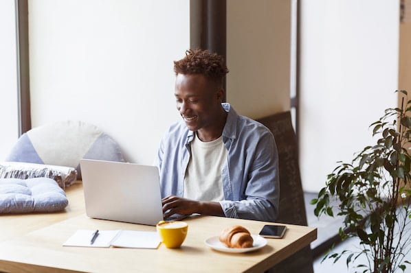 22 Best Free Drag-and-Drop WordPress Themes for 2022
