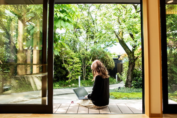 22 Best WordPress Themes for Hotels in 2023