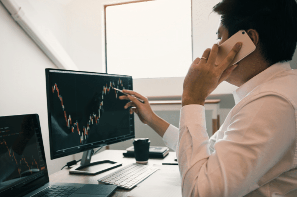 8 DevOps Metrics & Dashboards to Optimize Team Performance in 2024