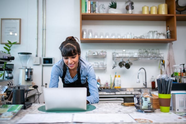 How to Successfully Promote Your New Website and Boost Traffic in 2024