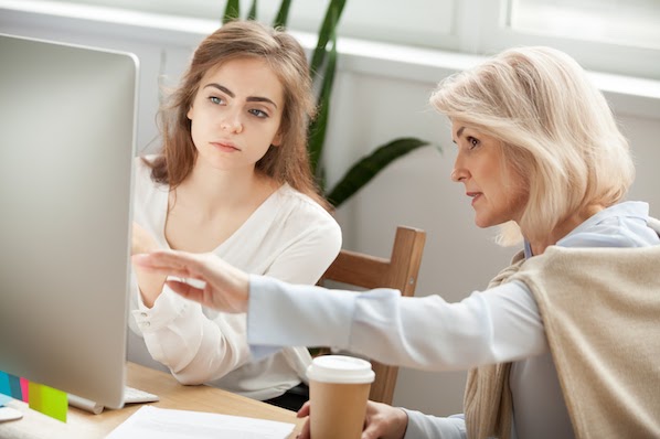 How to Engage New Website Visitors With Eye-Catching, Actionable Web Slideshows