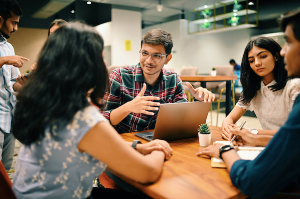 What Is UX Writing? The Complete Guide for 2024