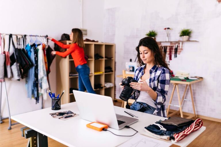The 21 Best WordPress Themes for Fashion Bloggers in 2024