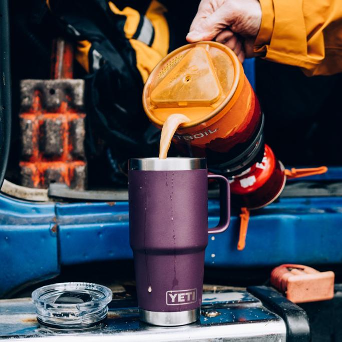 YETI vs BrüMate: Which Insulated Drinkware Brand is Right for You?