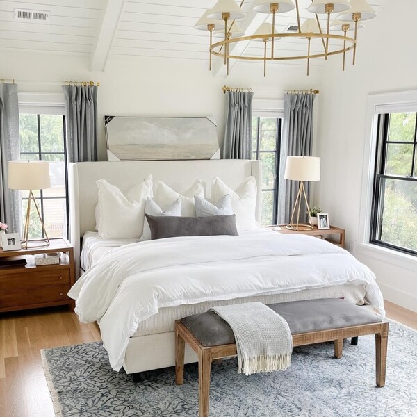 Brooklinen vs Boll and Branch: Which Luxury Bedding Brand is Right for You?