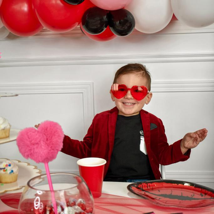 The Fashion Expert&lsquo;s Guide to Throwing an Insta-Worthy Party with Party Expert