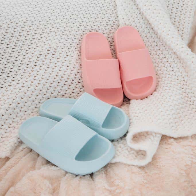 The Ultimate Pillow Slides Review (2023): Your Guide to Cushioned Bliss