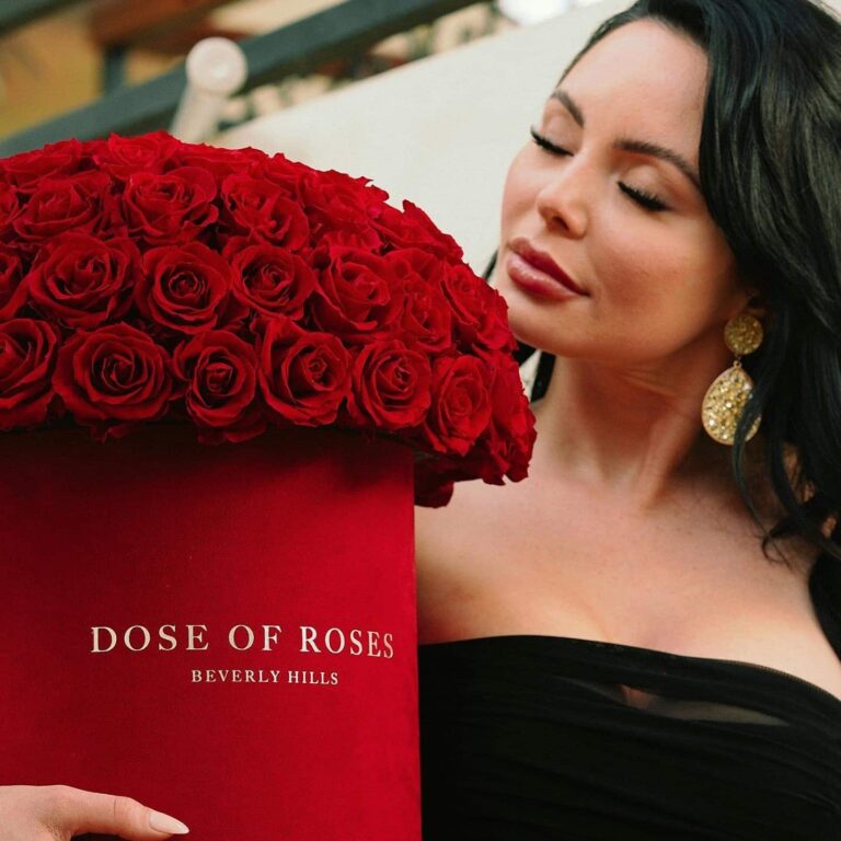 Dose of Roses Flowers Review: The Everlasting Roses That Broke the Internet