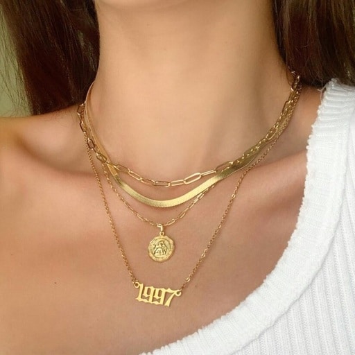 Evry Jewels Review: My Honest Take on the Internet&lsquo;s Favorite Affordable Jewelry Brand