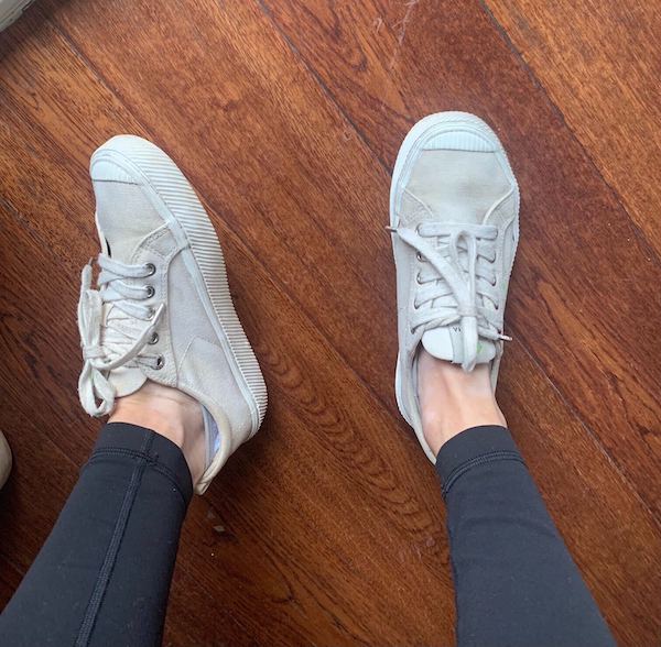 Cariuma Shoes Review: The Stylish Sneakers That Are Saving the Planet (and Your Feet!)