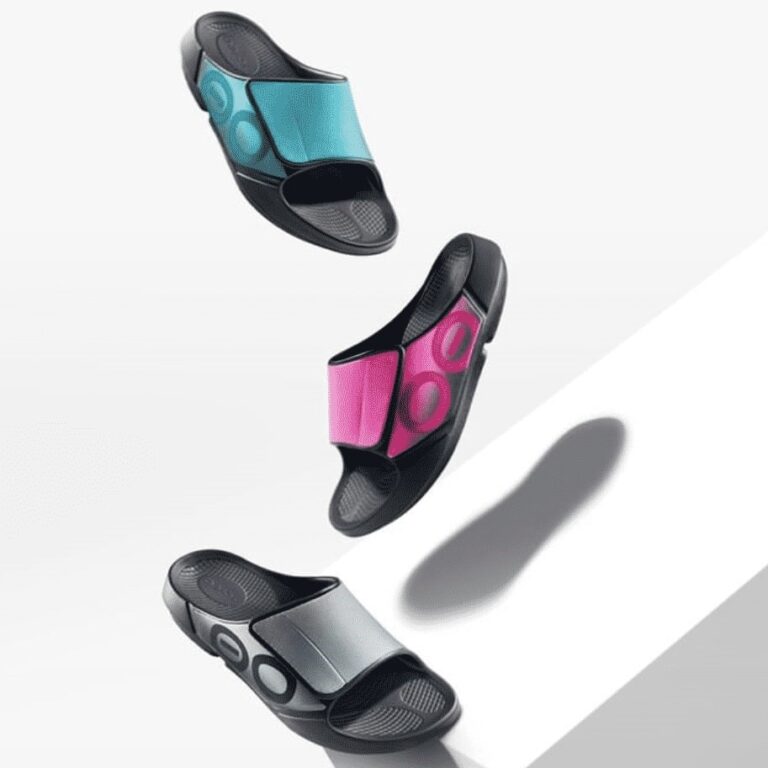 Oofos Sandals Review: The Shoes That Will Make Your Feet Say "Ahh"
