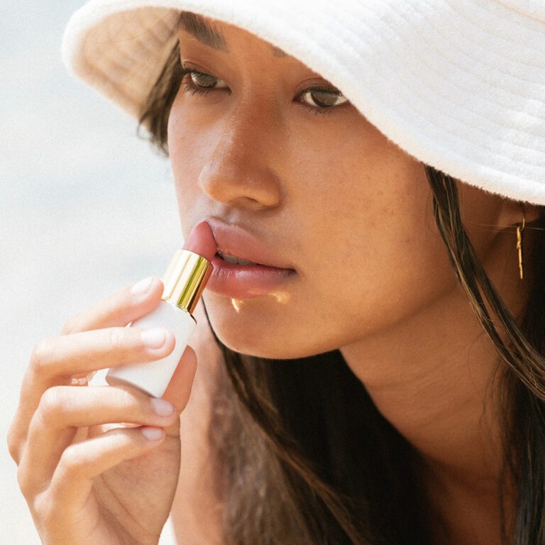 Ogee Makeup Review: Naturally Radiant, No-Makeup Makeup