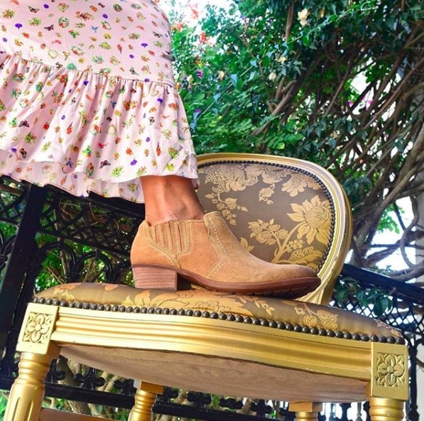 Earth Shoes Review: Your Guide to Sustainable, Stylish Comfort