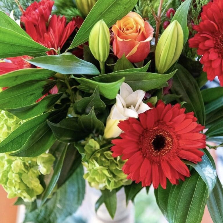 BloomsyBox Flowers Review: The Best Flower Subscription Service