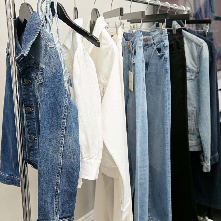 DL1961 Jeans Review: Your Guide to Sustainable, Sculpting Denim