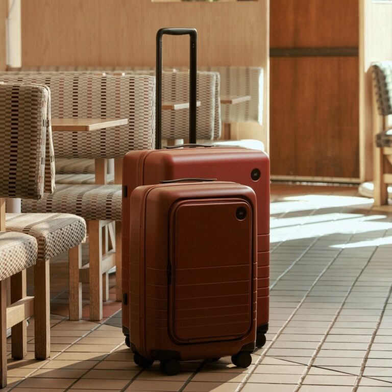Monos vs Away: The Ultimate Luggage Showdown
