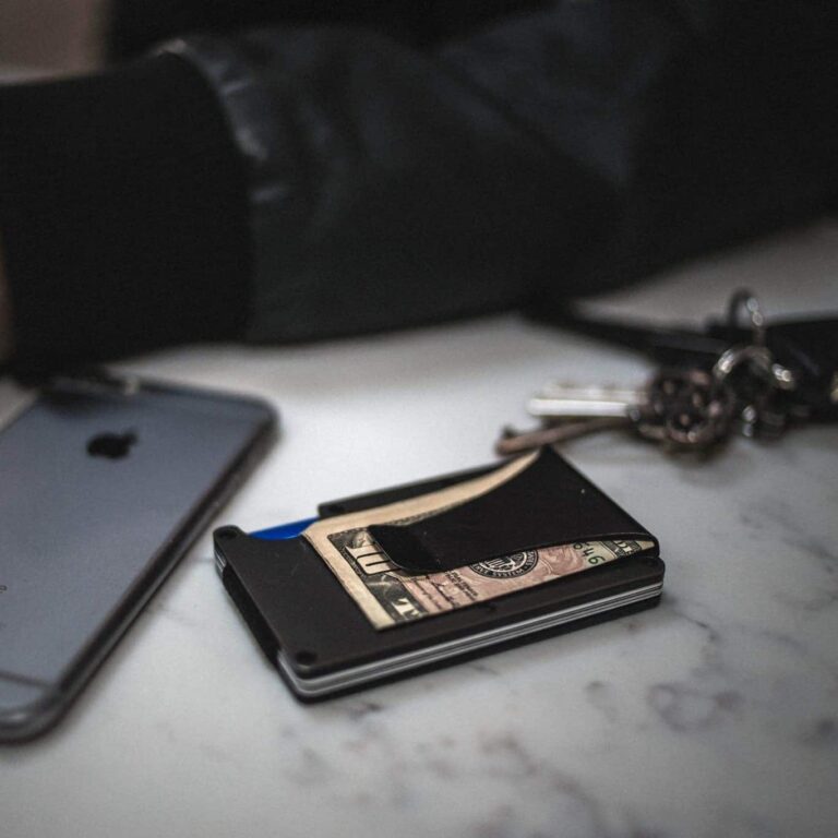 Why The Ridge Wallet Might Be the Last Wallet You Ever Buy