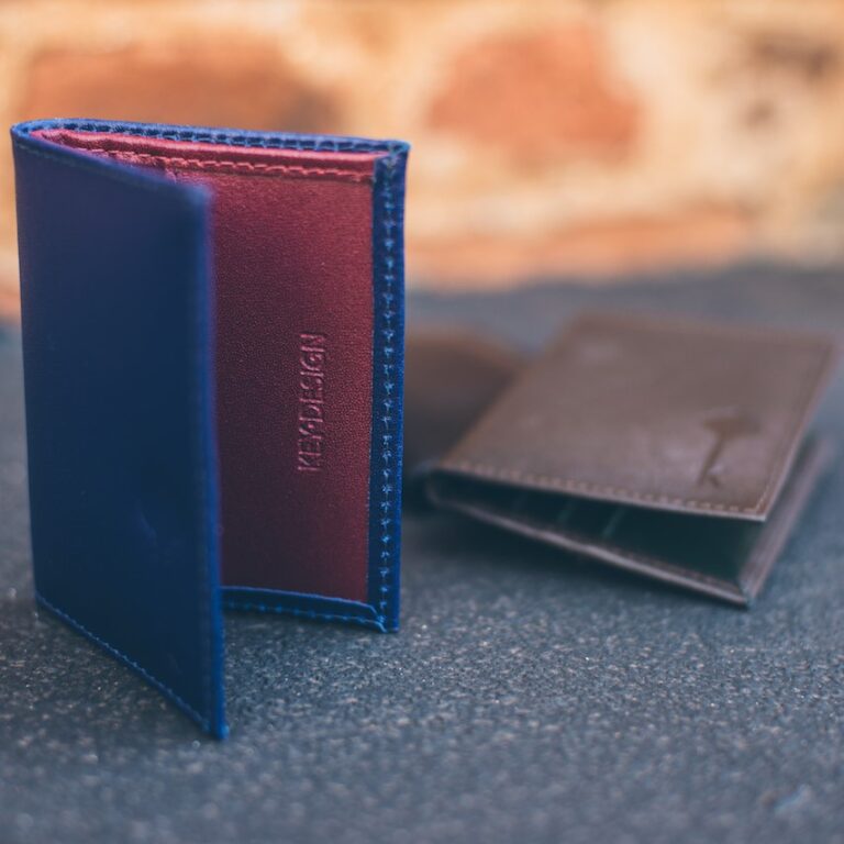 The Ultimate Guide to the 14 Best Wallet Brands for Men