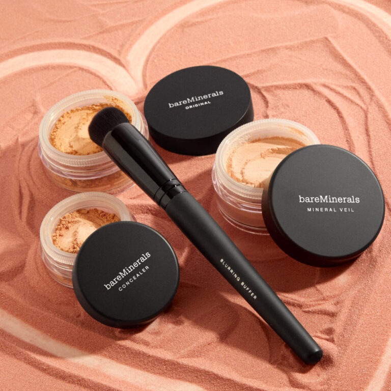 bareMinerals Review: Clean, Natural Makeup That Performs?