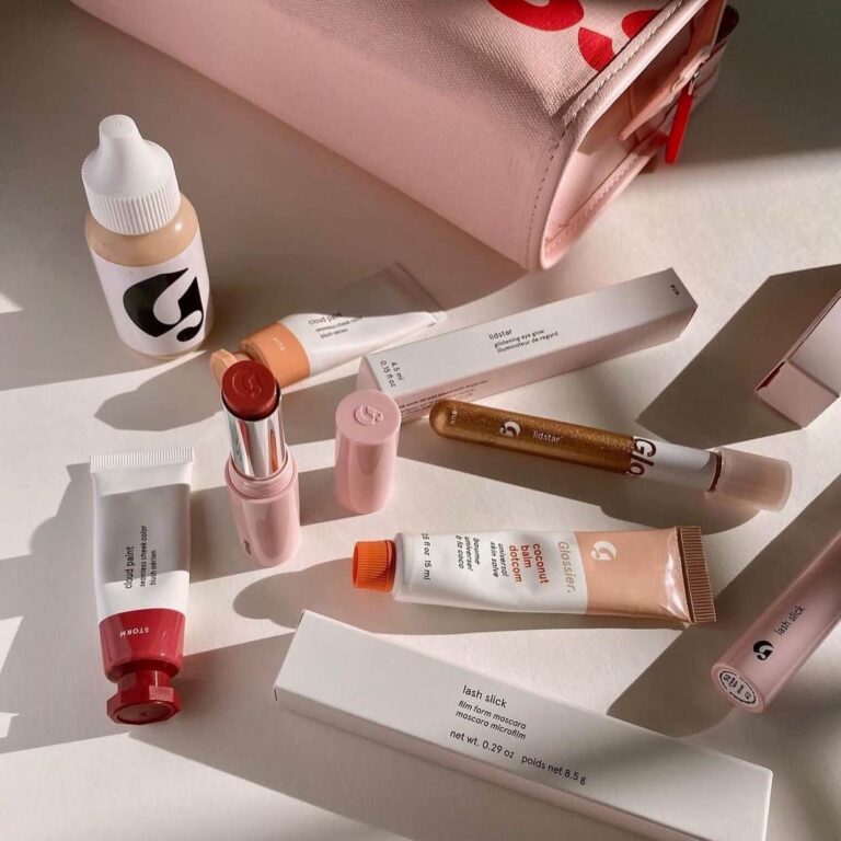 Glossier Review: My Honest Thoughts On The Millennial Beauty Brand Everyone&lsquo;s Talking About