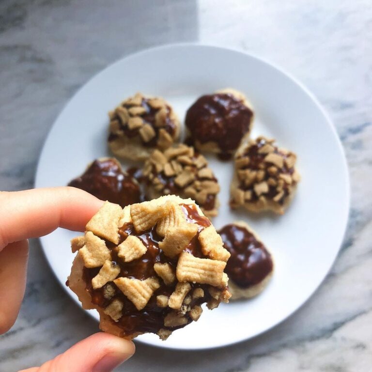 Catalina Crunch Cereal Review: The Ultimate Guide to This Keto-Friendly Breakfast