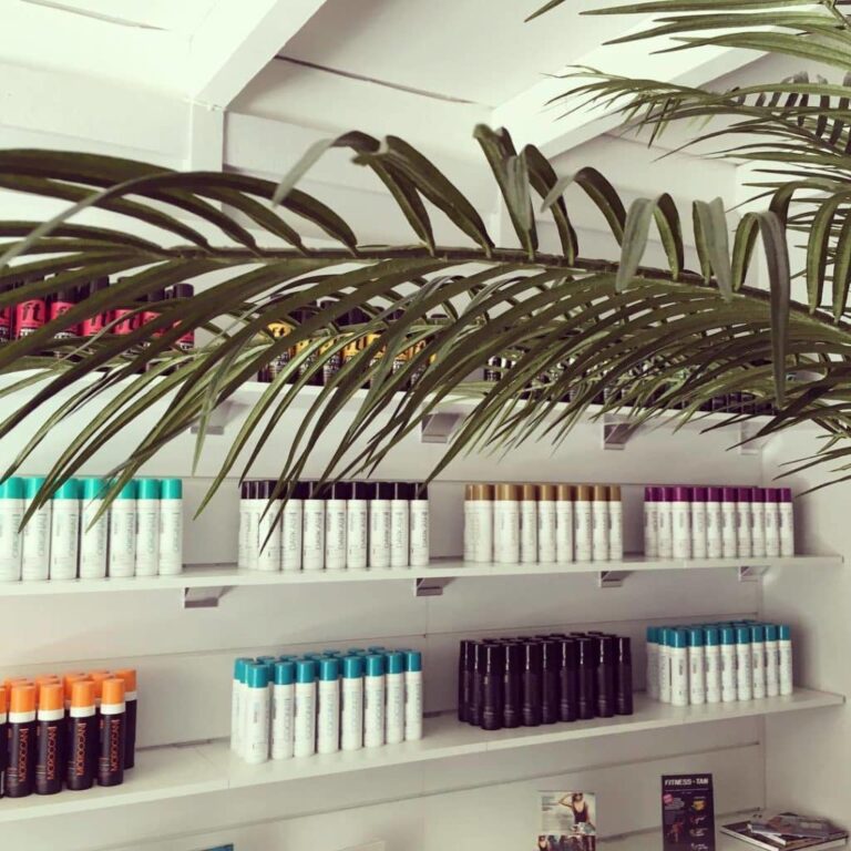 Mine Tan Review: Achieve a Natural, Sunless Glow with This Celeb-Loved Brand