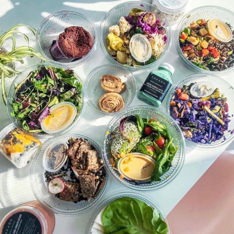 My Honest Sakara Life Review: Is This Celeb-Loved Wellness Brand Worth the Hype?