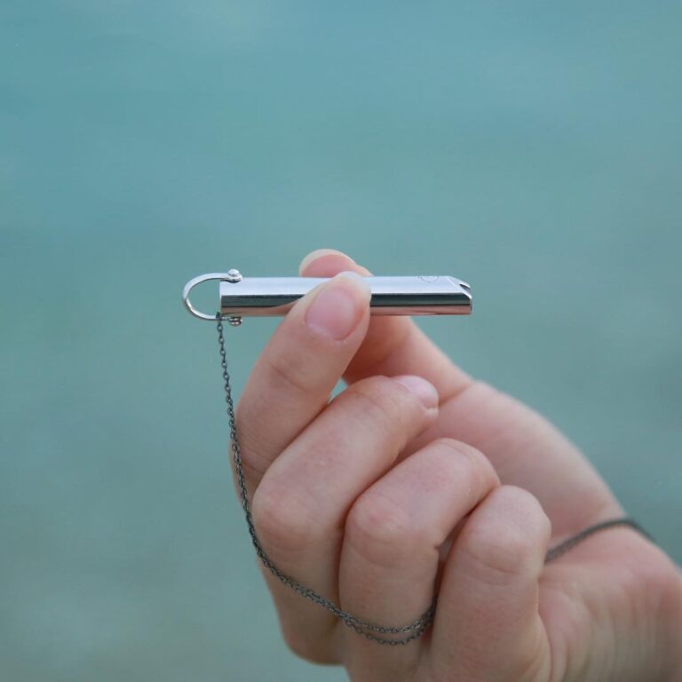 Komuso Design Review: Breathe Your Way to Calm with the Shift Necklace