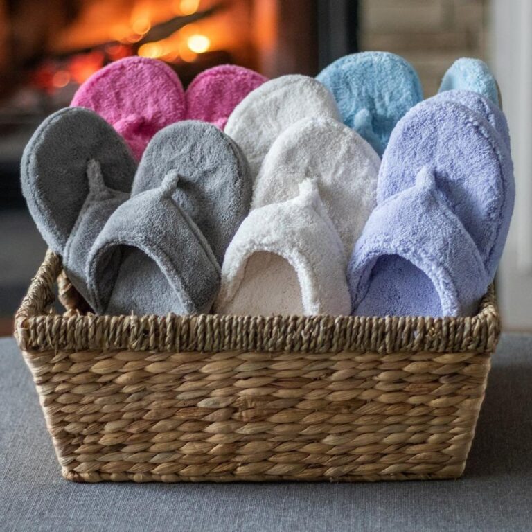 Acorn Slippers Review: The Ultimate in Cozy Comfort Footwear