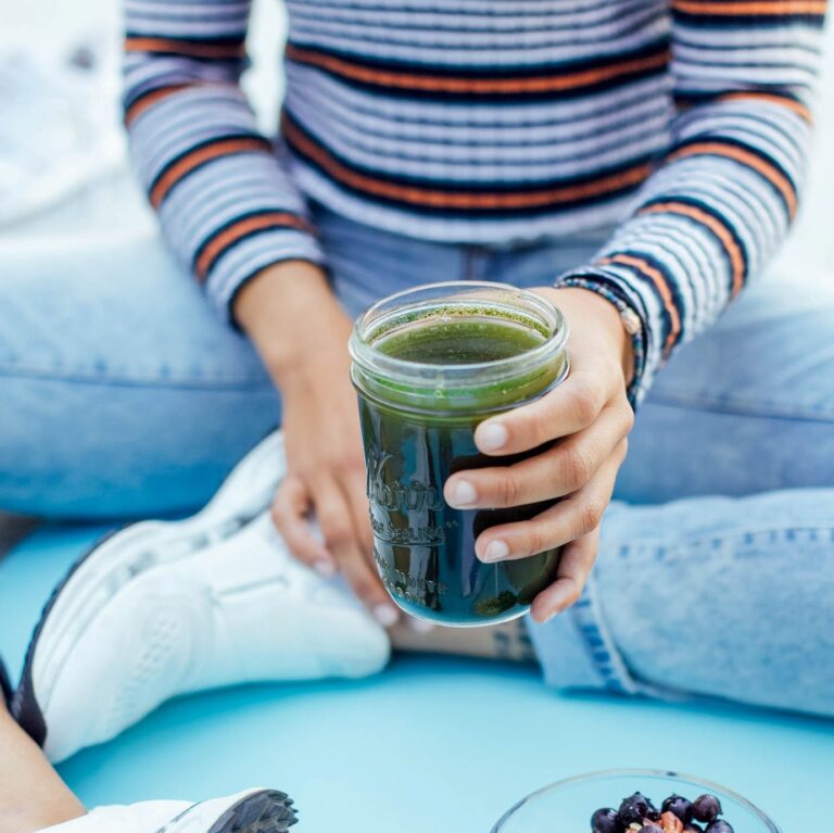 Organifi Review: Are These Green Juice & Superfood Supplements Worth It?