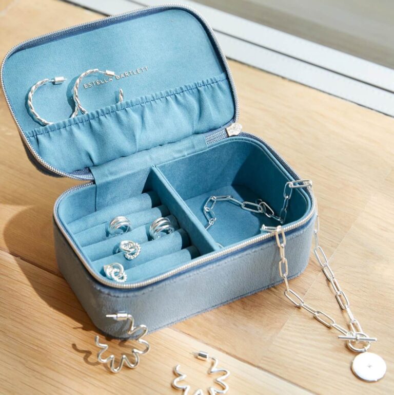 Estella Bartlett Review: Delightfully Dreamy Jewelry You&lsquo;ll Adore