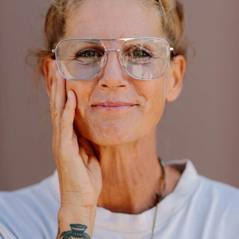 Caddis Glasses Review: The Stylish Reading Glasses You&lsquo;ve Been Waiting For