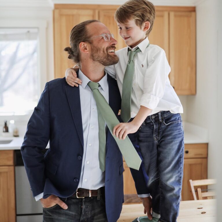 Tie Bar Review: Why This Affordable Menswear Brand Is Taking Over Your IG Feed