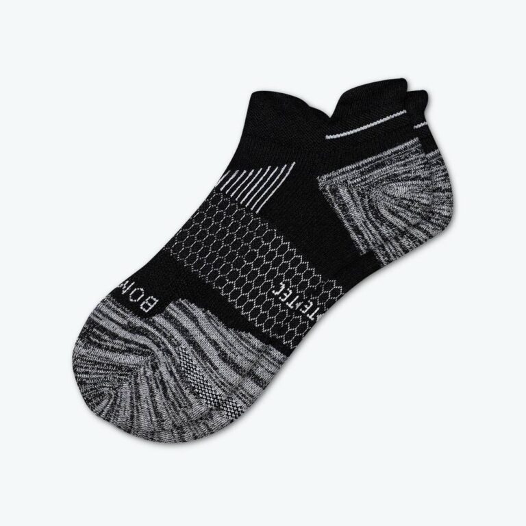 The Ultimate Guide to Finding Your Sole Mate: The Best Running Socks for Happy Feet
