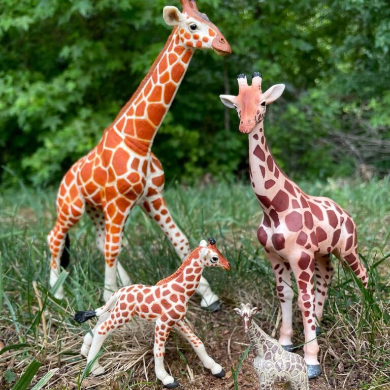 Safari Ltd Review: Bringing the Wonders of Nature to Your Child&lsquo;s Playtime