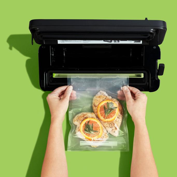FoodSaver Review: The Ultimate Vacuum Sealer to Keep Your Food Fresh & Reduce Waste