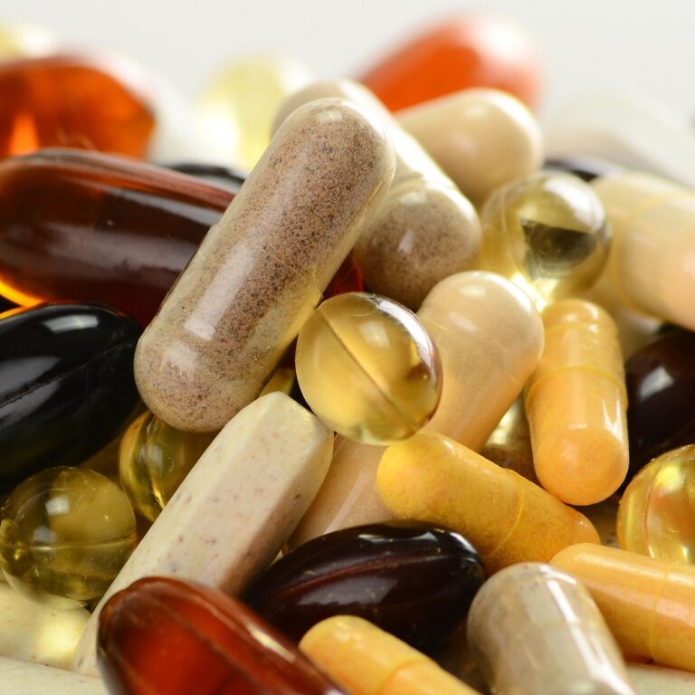 The 12 Best Multivitamin Brands to Support Your Health & Well-Being as a Modern Man