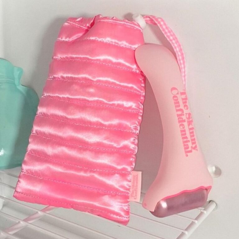 The Skinny Confidential Review: I Tried the Cult-Favorite Hot Mess Ice Roller and Here&lsquo;s My Honest Opinion